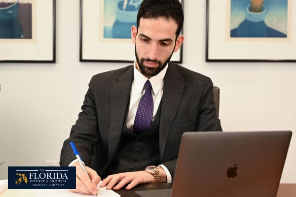 Understanding the Role of a Financial Compliance Lawyer 1291216051